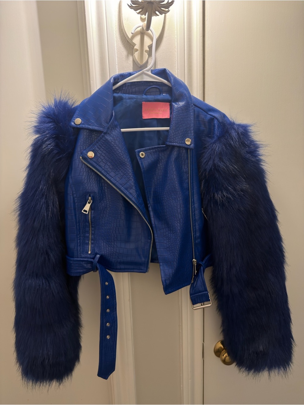 Blue Faux Fur-Sleeve Cropped Moto Jacket